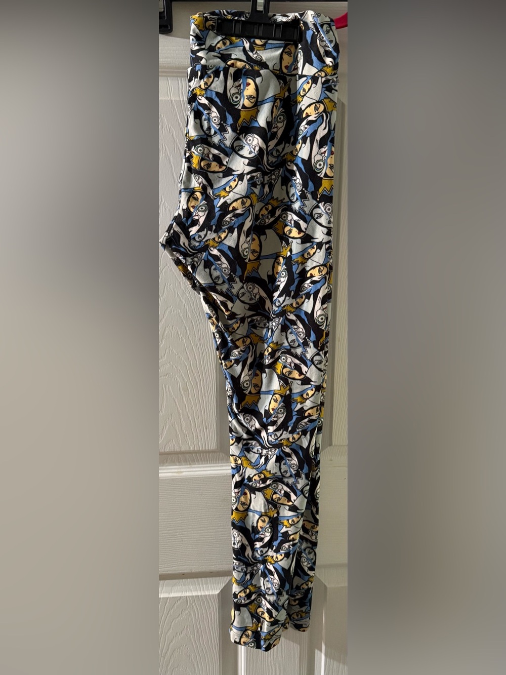 LuLaRoe Evil Queen Leggings